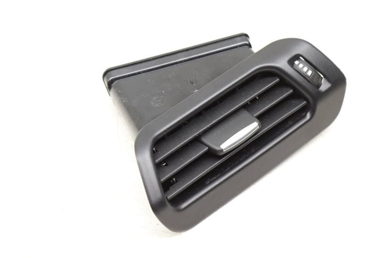 B Pillar Air Vent 51437284705 — Used (SKU 552502)