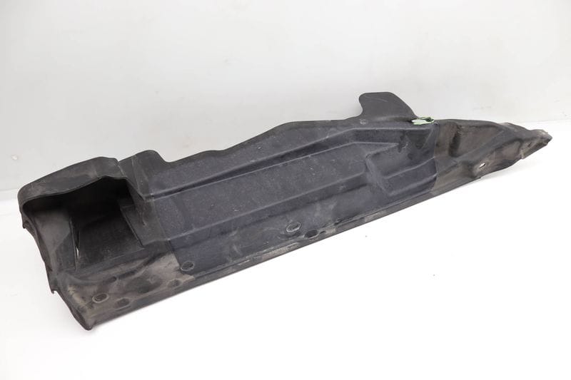 Microfilter / Air Filter Housing Cover 64319245595 — Used (SKU 563597)