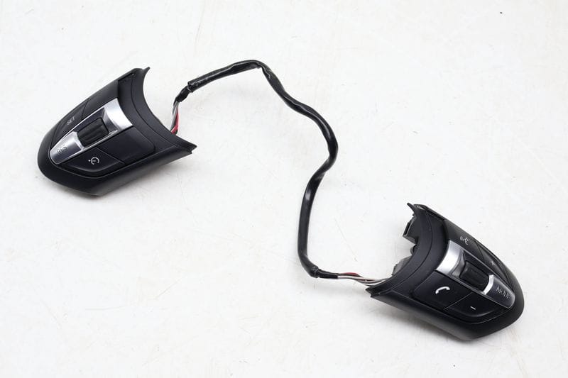 Steering Wheel Control Switch Set 61317849407 — Used (SKU 666873)