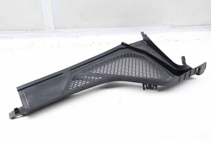Slotted Firewall / Cowl Cover 64319245593 — Used (SKU 667026)
