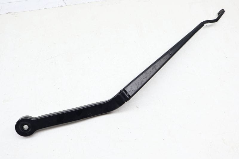 Windshield Wiper Arm 61617304069 — Used (SKU 667015)