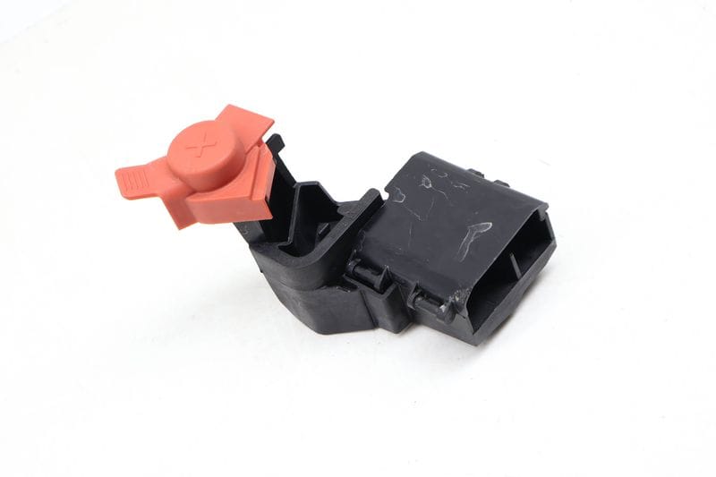 Positive Battery Terminal / Junction Box 61139367807 — Used (SKU 666939)