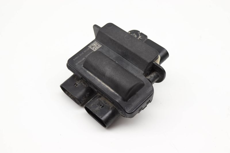 Power Distribution Junction Terminal Module 61149285503 — Used (SKU 563505)