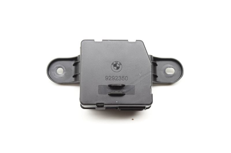 Battery Terminal / Distribution Point 61139292351 — Used (SKU 563510)