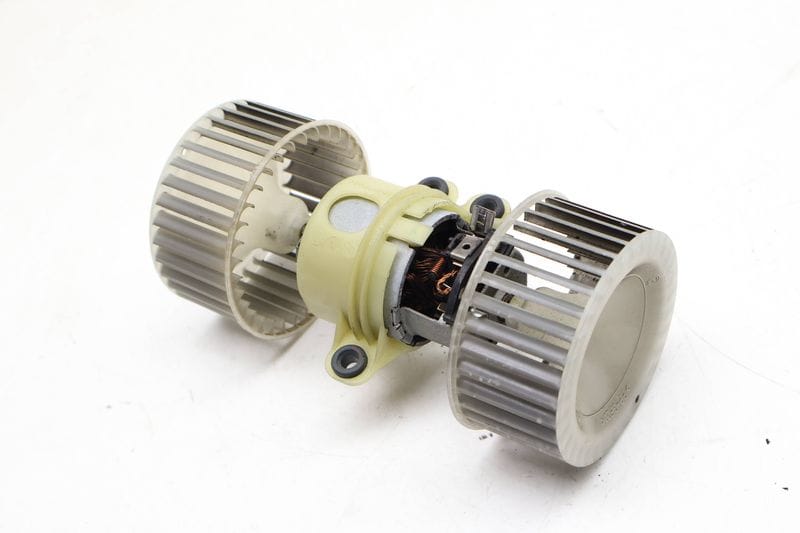 Blower Motor / Fan 64119272626 — Used (SKU 667040)