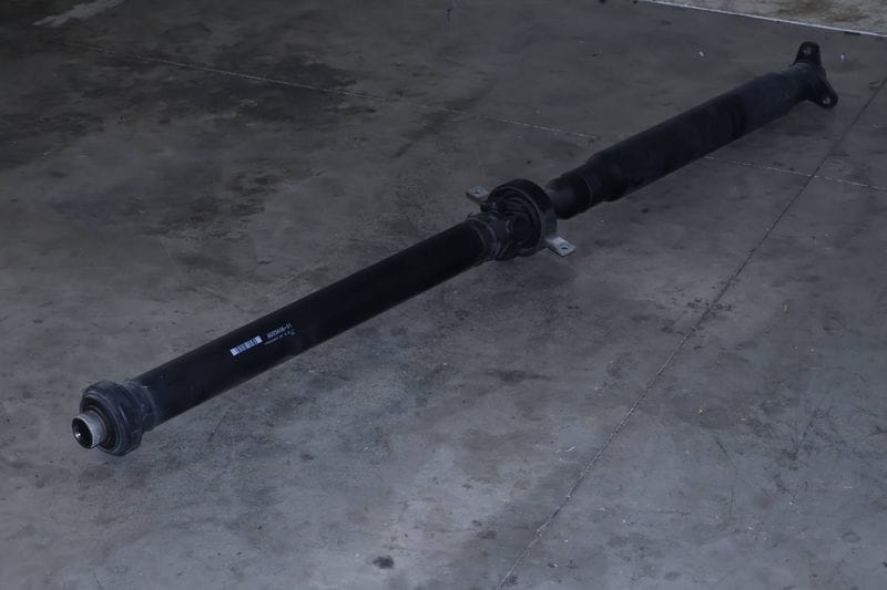 Driveshaft / Propeller Shaft 26108693406 — Used (SKU 657308)