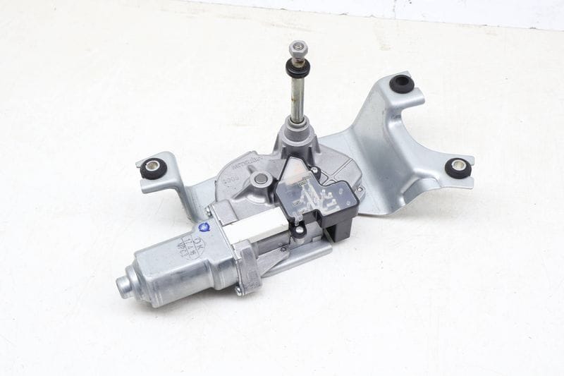 Hatch Wiper Motor 61627318710 — Used (SKU 666775)