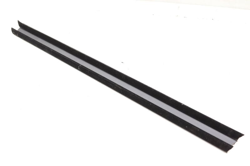 Interior Door Window Slot Seal Trim 51227289641 — Used (SKU 552569)