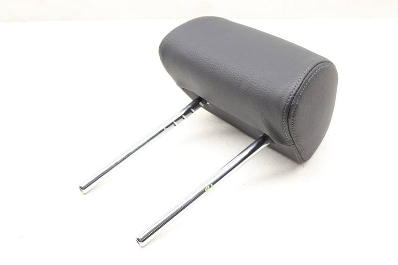 Headrest / Head Rest 52207330334 — Used (SKU 552456)