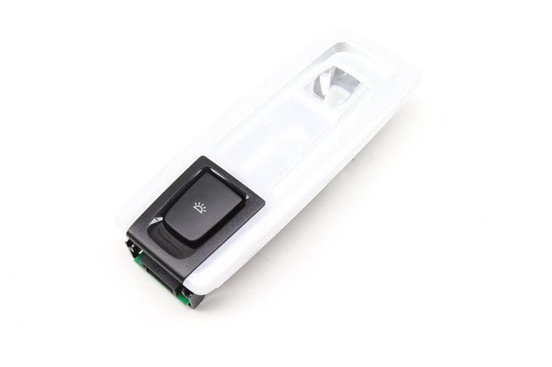 Interior Dome Reading Light 63319288995 — Used (SKU 563471)