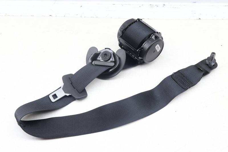 Seat Belt Retractor 72117318375 — Used (SKU 656929)