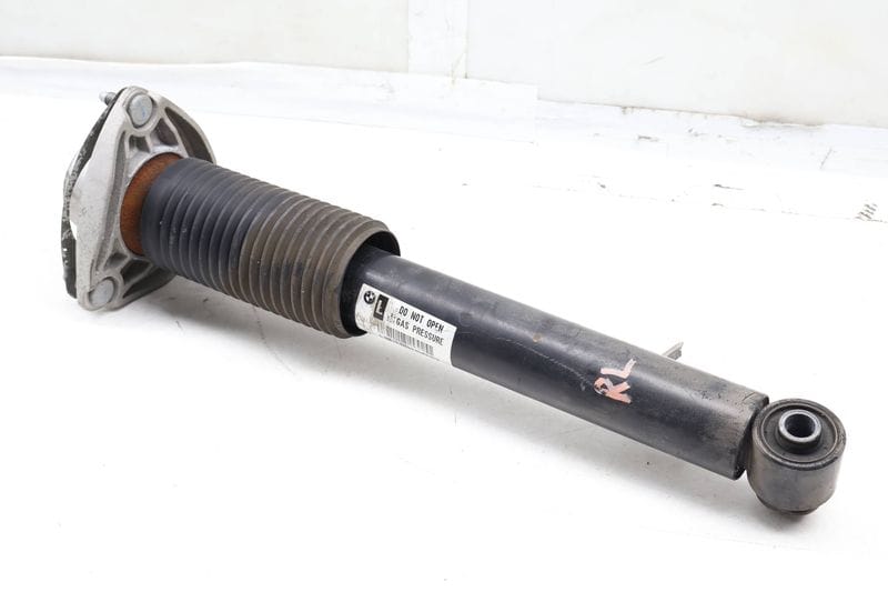 Strut / Shock Absorber 33526867865 — Used (SKU 667033)