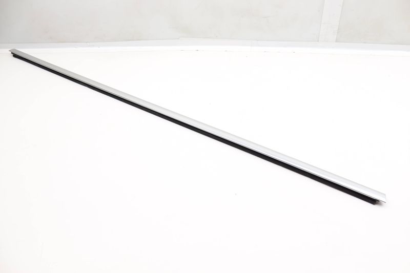 Exterior Door Window Slot Seal / Trim 51227289644 — Used (SKU 563307)