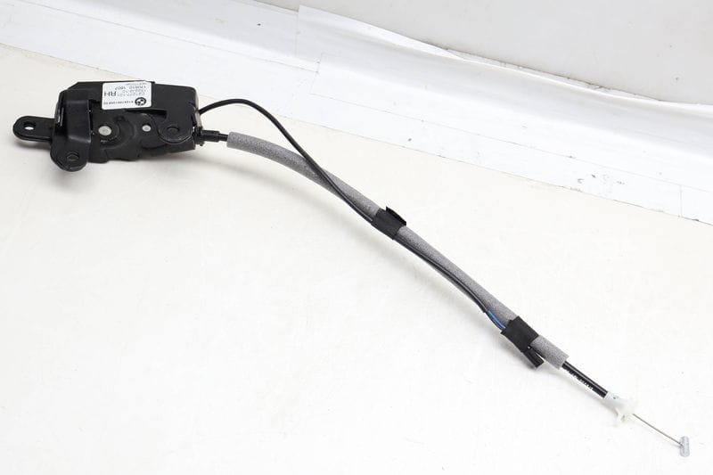 Lower Trunk Hatch Latch / Lock 51247351058 — Used (SKU 666769)