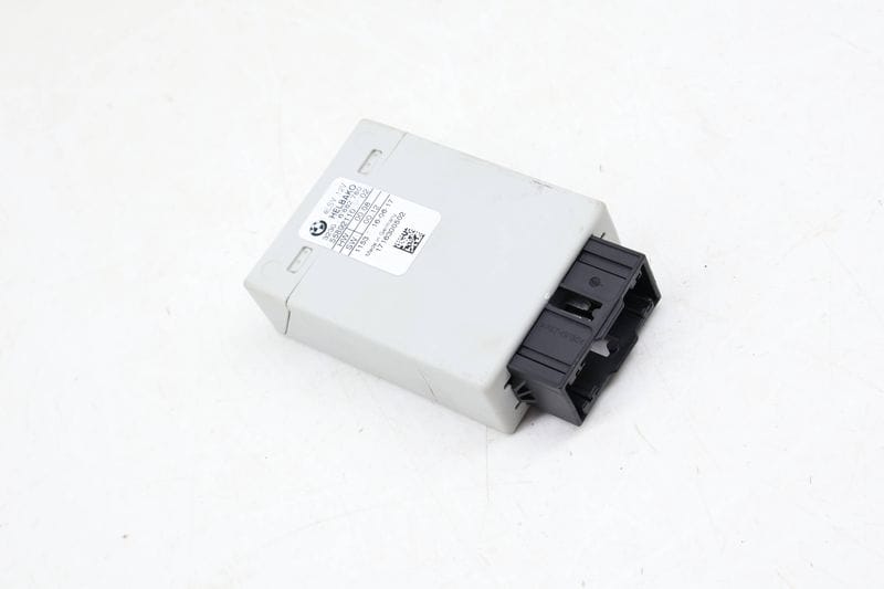 Steering Column Control Module 32306882780 — Used (SKU 666901)