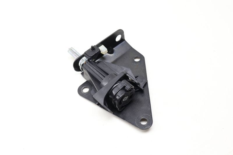 Trunk Hatch Latch / Lock 51247162149 — Used (SKU 643948)