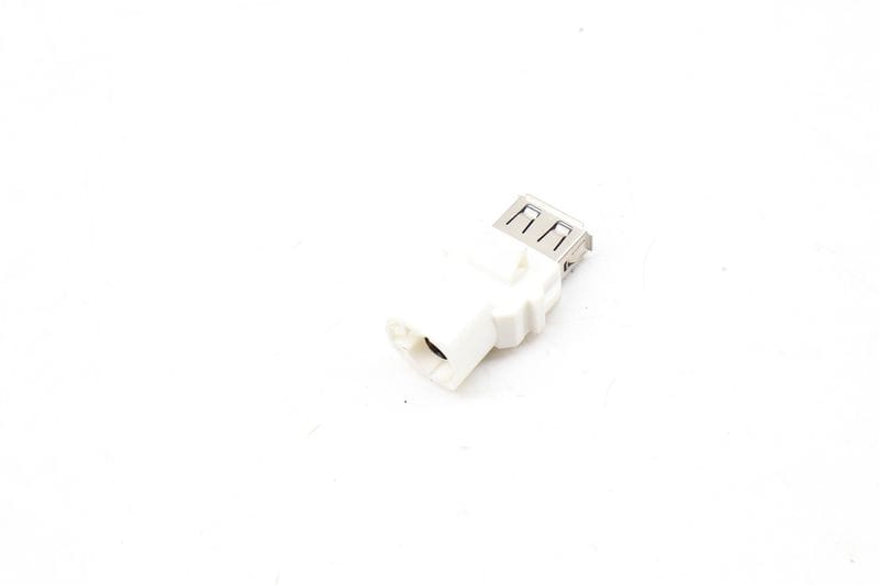 USB Adapter 84109390501 — Used (SKU 657093)
