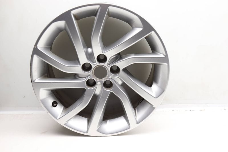 18" Inch Alloy Rim / Wheel FK721007CB — Used (SKU 581327)
