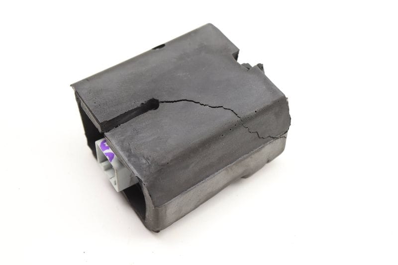 Radio Antenna Suppression Module FK7217509AA — Used (SKU 581822)