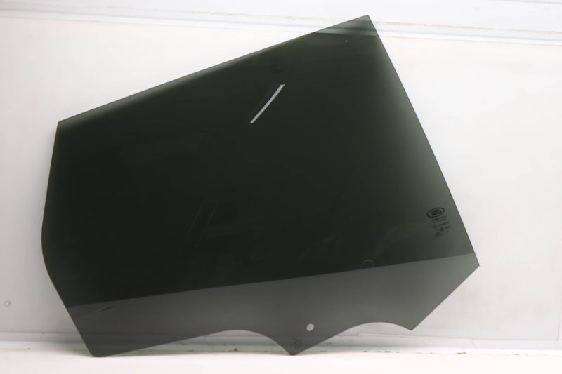 Door Window Glass LR058834 — Used (SKU 581208)