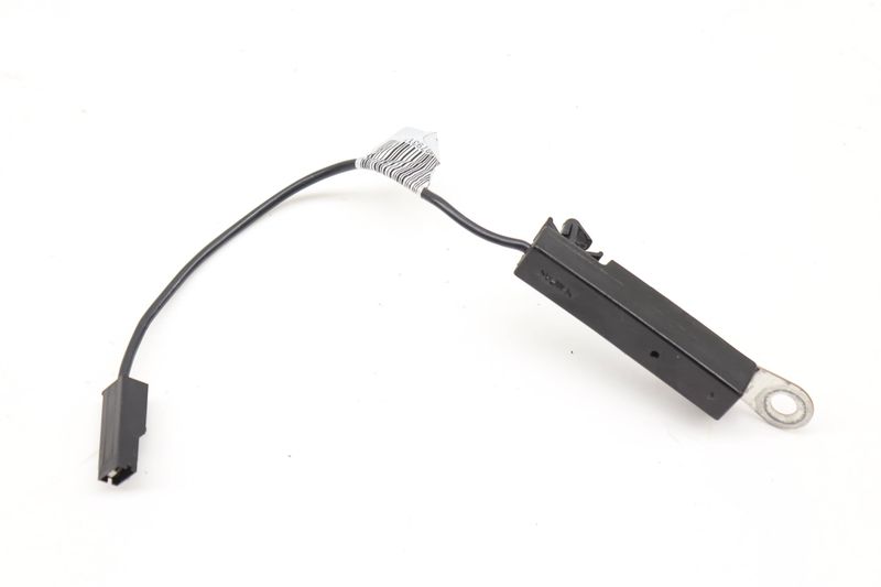 Radio Audio Capacitor / Isolator (LOWER) CX2318K891CA — Used (SKU 581909)