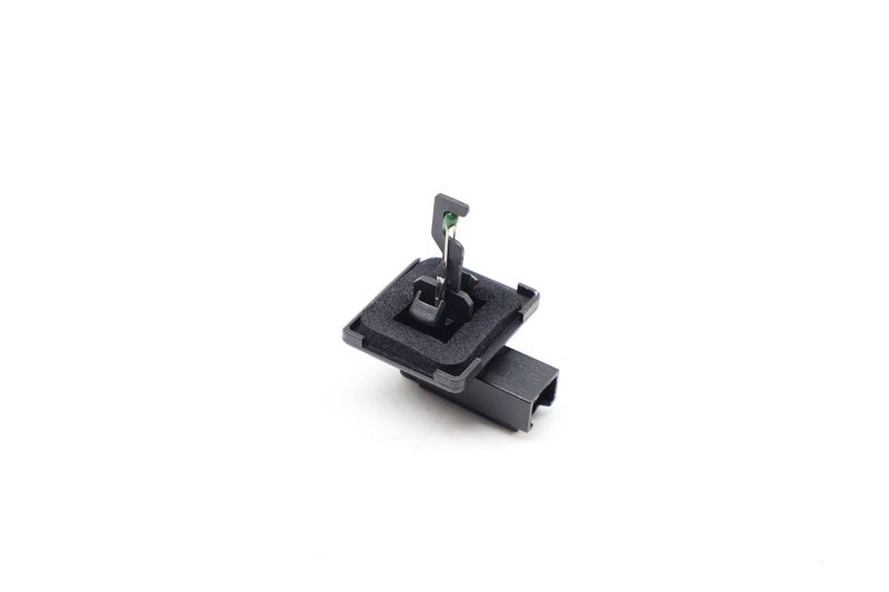 Climate Air Temperature / Temp Sensor CPLA19C734CA — Used (SKU 626766)