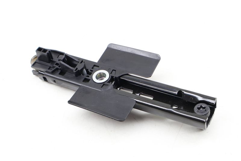 Seat Belt Height Adjuster LR112242 — Used (SKU 627511)