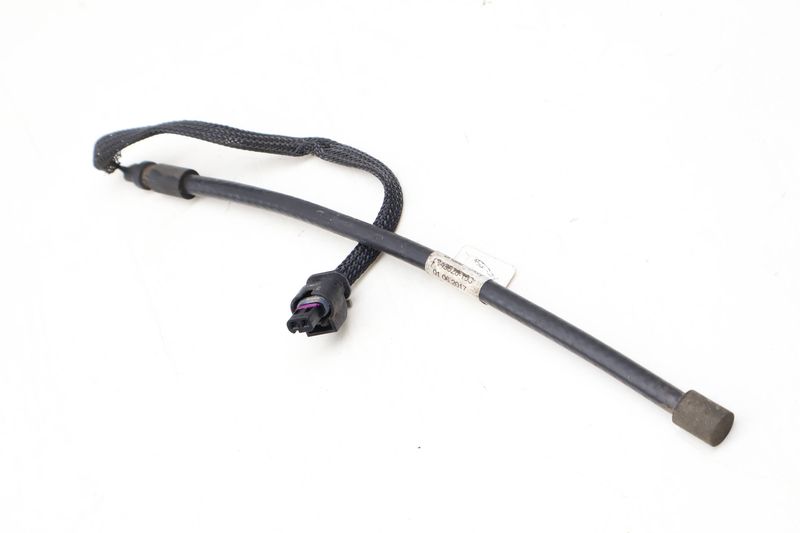 Liftgate / Trunk Lid Smart Opener Motion Sensor (LOWER) GK6214E110AA — Used (SKU 627397)