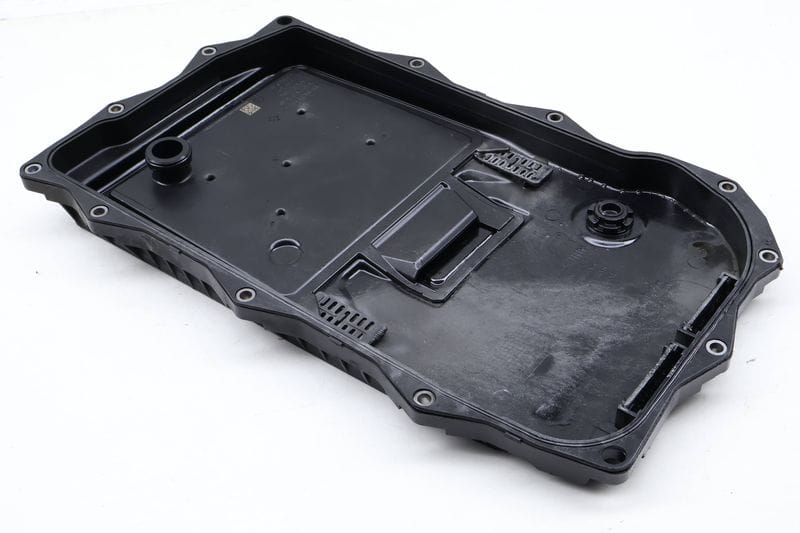 Transmission Oil Pan LR065238 — Used (SKU 627471)
