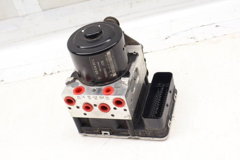 ABS Pump / Module Unit 95B614517L — Used (SKU 700525)