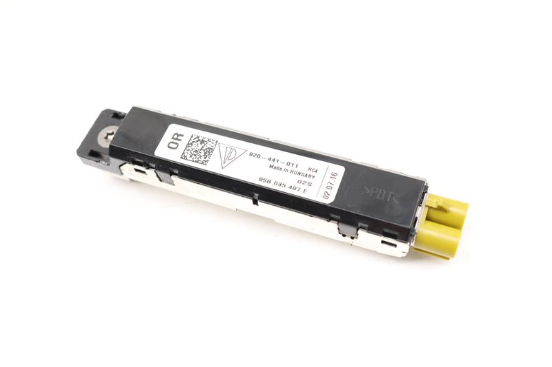 Antenna Booster 95B035497E — Used (SKU 517269)