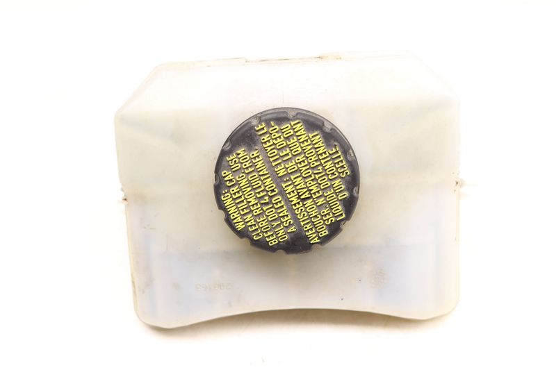 Brake Fluid Reservoir / Tank 8W0611301 — Used (SKU 517321)