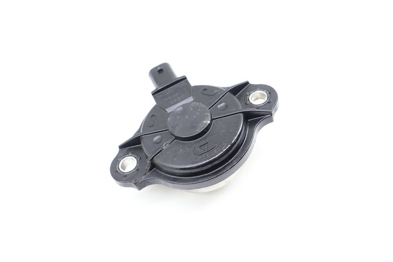 Cam / Camshaft Timing Actuator Solenoid 94610505379 — Used (SKU 700221)