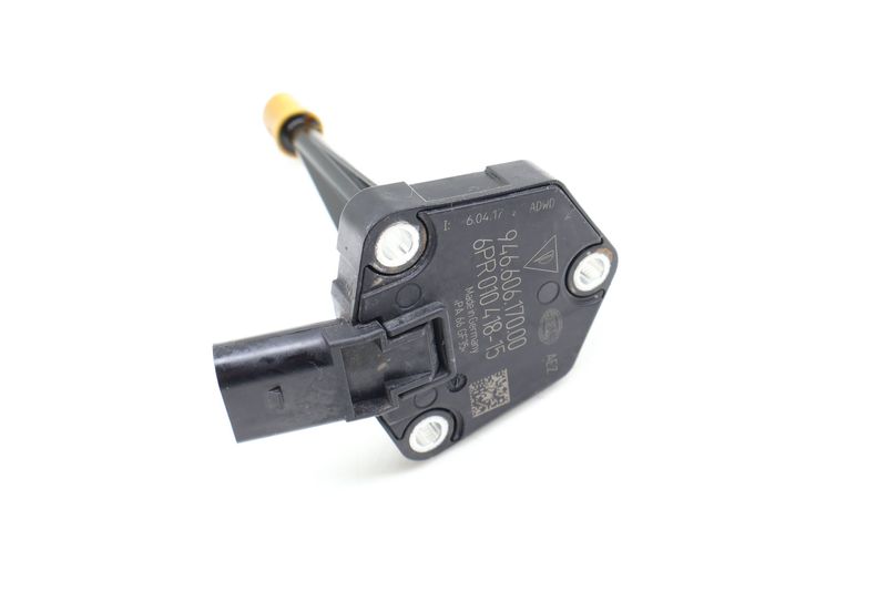 Engine Oil Level Sensor 94660617000 — Used (SKU 700227)