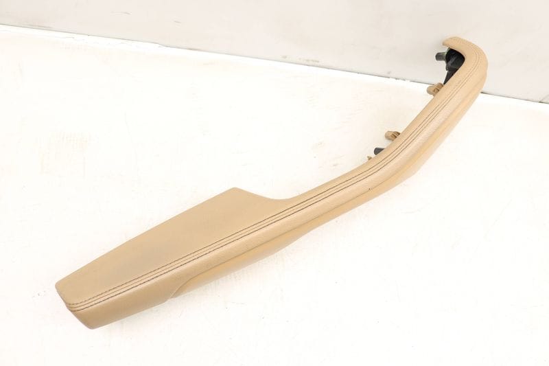 Door Panel Armrest  / Arm Rest 95B867173 — Used (SKU 517018)