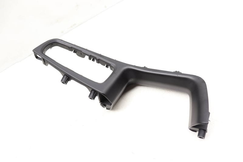 Door Panel Armrest / Switch Trim 95B867151 — Used (SKU 495500)