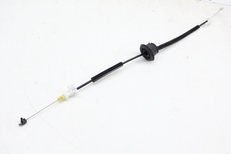 Interior Door Handle Bowden Cable 95B837085 — Used (SKU 700385)