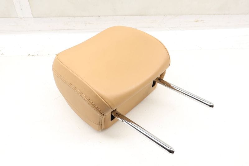 Seat Headrest / Head Rest 95B881901Q — Used (SKU 700126)