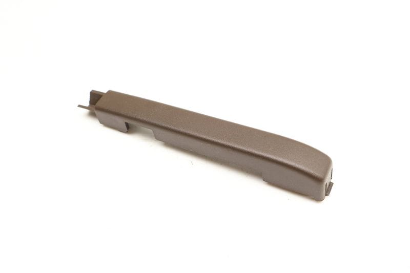 Seat Rail Cap / Cover 7P5882466 — Used (SKU 700155)
