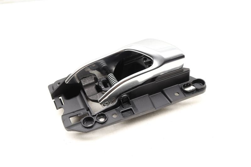Interior Door Handle 95B837020 — Used (SKU 517011)