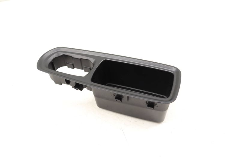 Door Panel Storage Bin / Switch Trim 95B867152 — Used (SKU 517227)