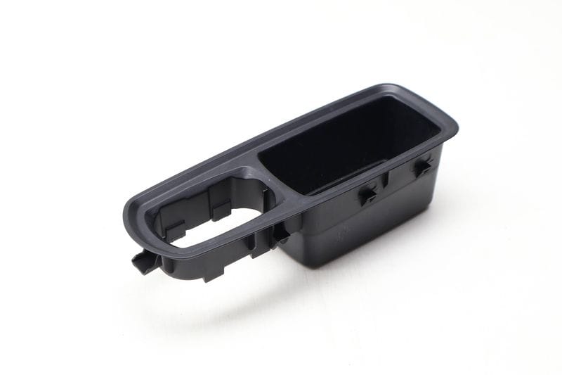 Door Panel Storage Bin / Switch Trim 95B867152 — Used (SKU 628955)
