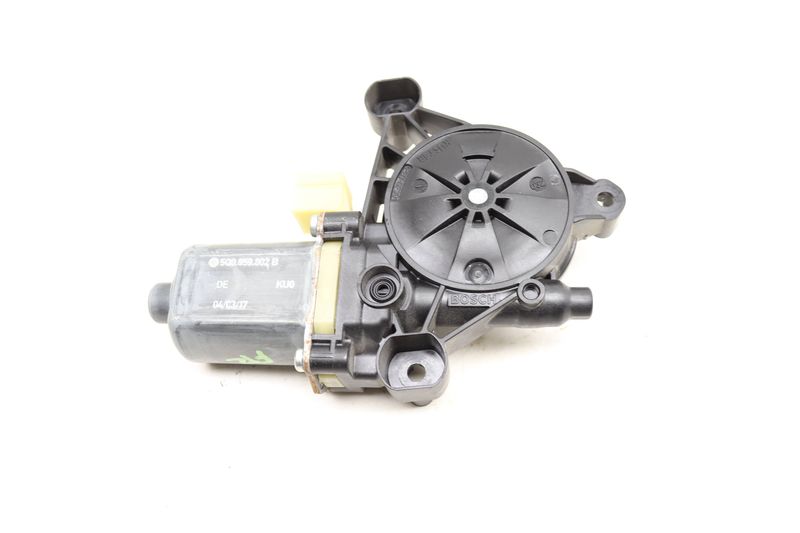 Window Lifter Motor 5Q0959802B — Used (SKU 495623)