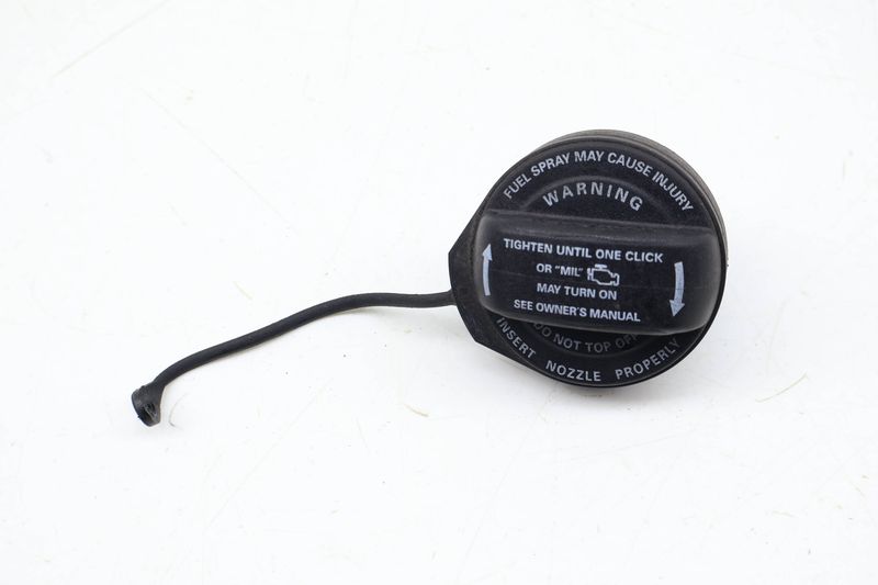 Fuel / Gas Cap 8K0201553A — Used (SKU 700226)