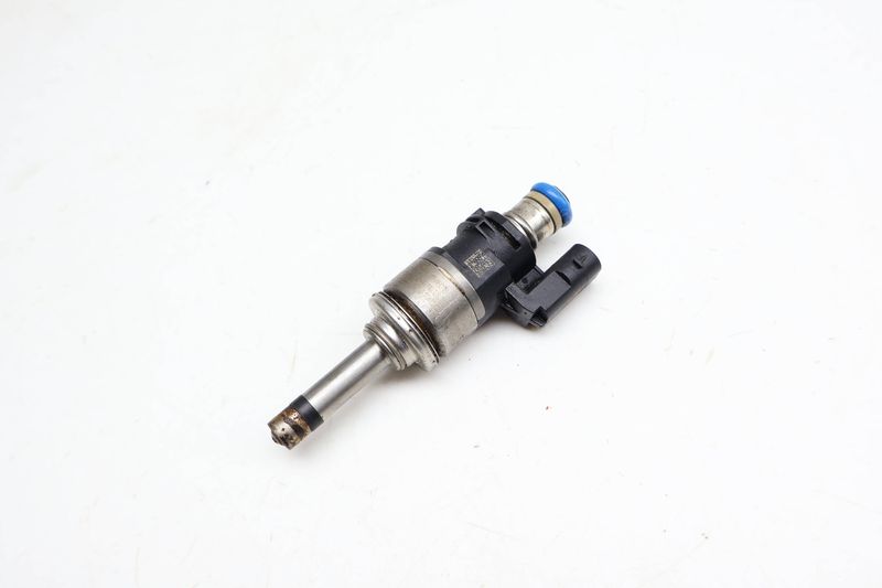 Fuel Injector 94611012832 — Used (SKU 700260)