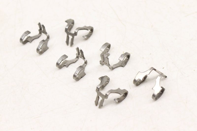 Fuel Injector Clip Set (6) 94611022860 — Used (SKU 496107)