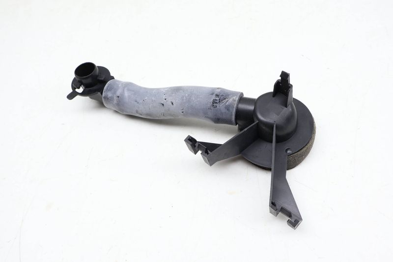 Glove Box Cooling Air Vent / Hose 8R1816311 — Used (SKU 700271)