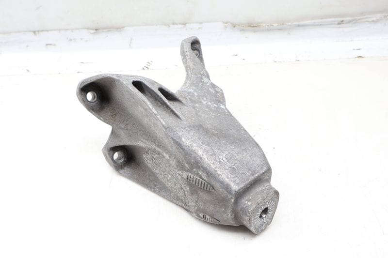 Engine / Motor Mount Bracket 8K0199307CB — Used (SKU 664398)