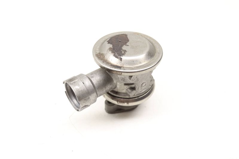 EGR / Secondary Air Pump Valve 99711320371 — Used (SKU 466040)