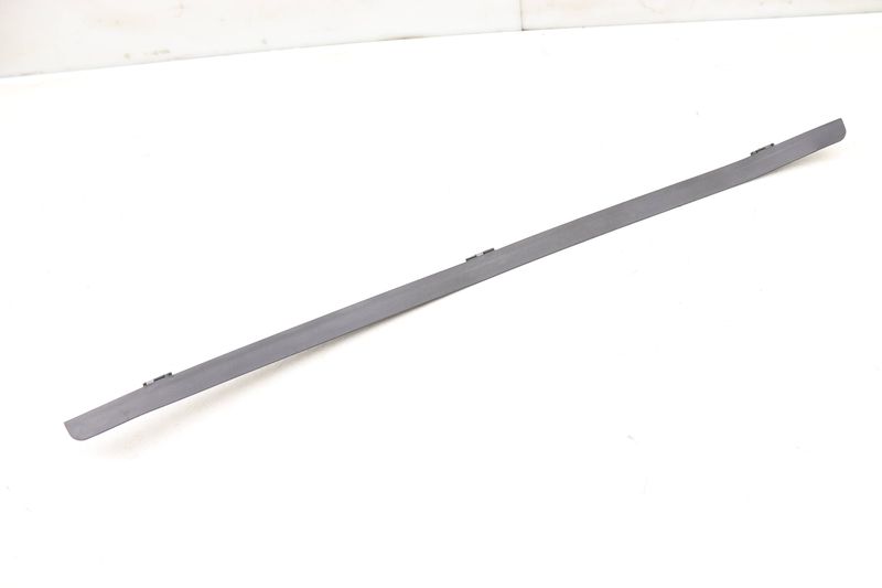 Sunroof / Sun Roof Trim 7P0877791 — Used (SKU 495568)